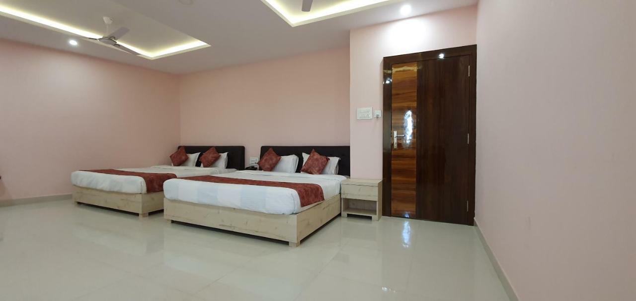 Hotel Pushpanjali 博帕尔 外观 照片