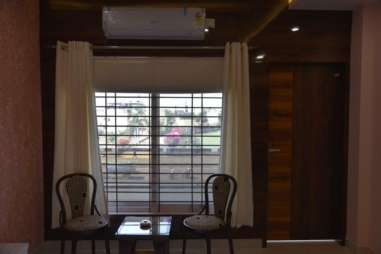 Hotel Pushpanjali 博帕尔 外观 照片