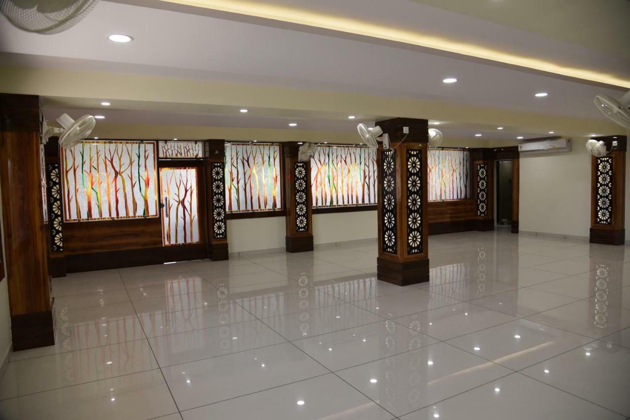 Hotel Pushpanjali 博帕尔 外观 照片